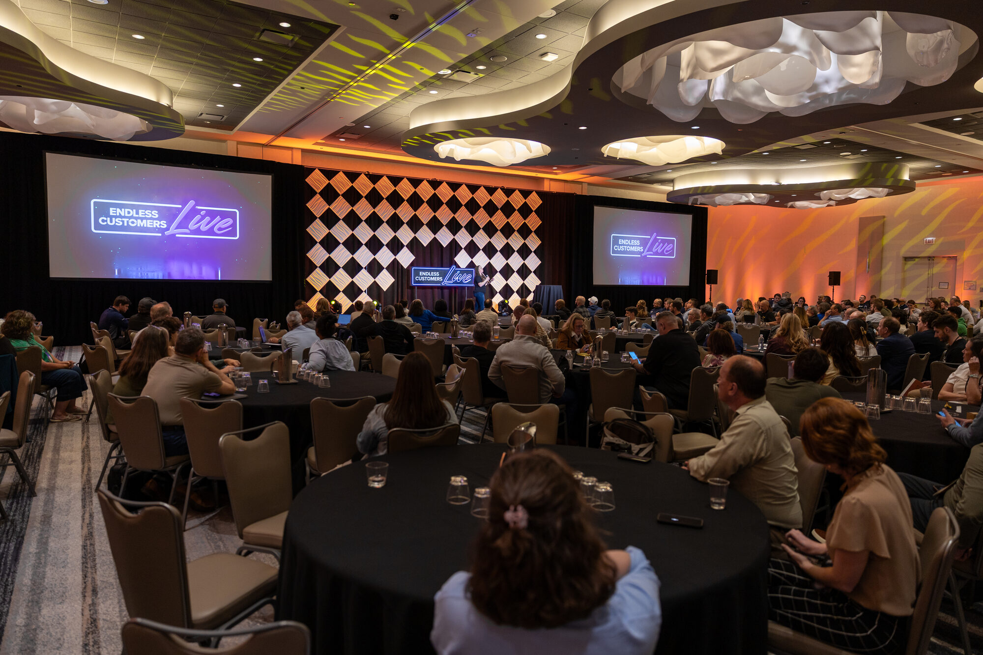 Wide view of the full ballroom at Endless Customers Live