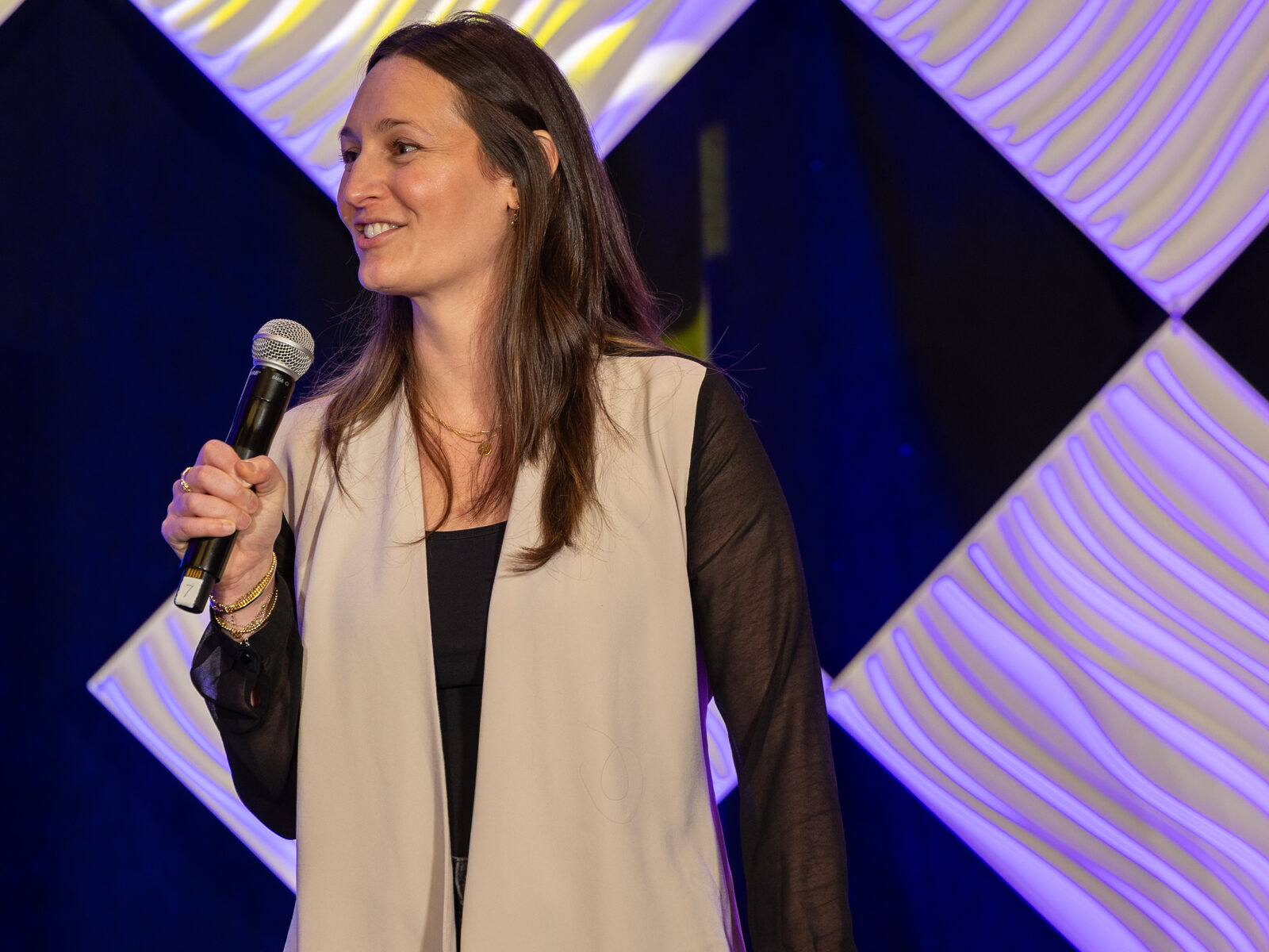 Speaker on the Endless Customers Live main stage