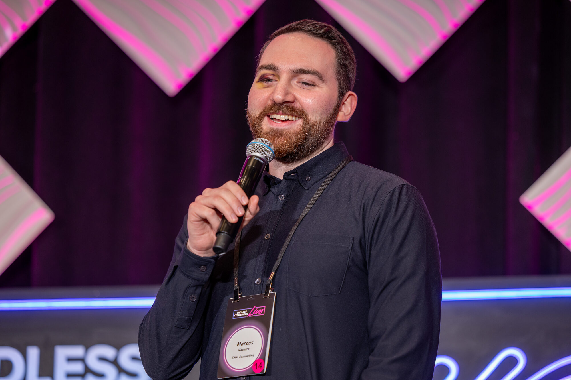 Endless Customers Live speaker on stage